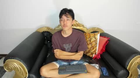 Snapshot of jisus_catt chatting on 01/18/26, 11:19 Jisusth online show from 01/18/26, 11:19