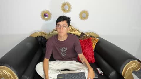 Snapshot of jisus_catt chatting on 02/14/26, 11:56 Jisusth online show from 02/14/26, 11:56