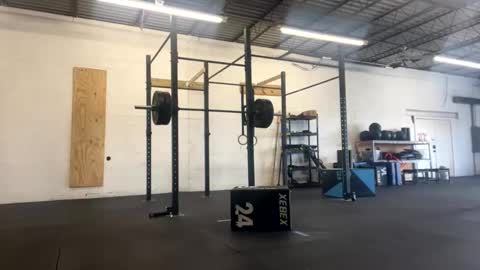 Snapshot of jitzgolfer chatting on 12/25/24, 06:09 jitzgolfer online show from 12/25/24, 06:09