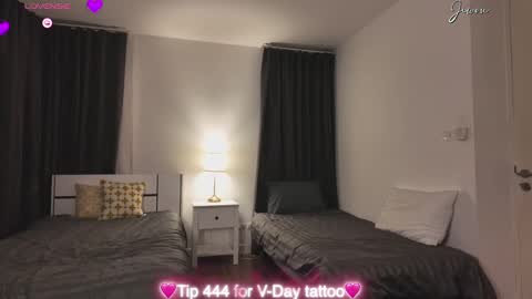 Snapshot of jiwon4u chatting on 02/16/25, 03:16 Jiwon online show from 02/16/25, 03:16