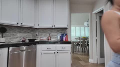 Snapshot of jiwon4u chatting on 10/13/25, 11:16 Jiwon online show from 10/13/25, 11:16