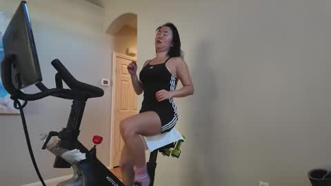 Snapshot of jiwon4u chatting on 01/16/26, 09:30 Jiwon online show from 01/16/26, 09:30