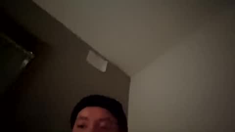 Snapshot of jizzle192 chatting on 12/05/25, 07:39 jizzle192 online show from 12/05/25, 07:39