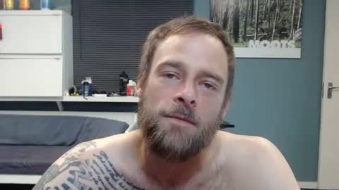 Snapshot of jjameson41 chatting on 01/16/26, 02:26 JamesJan van Rebel online show from 01/16/26, 02:26