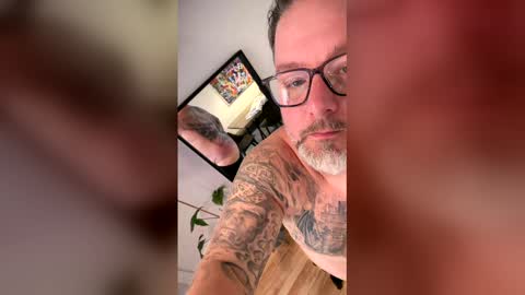 Snapshot of jjj123378907 chatting on 03/07/26, 06:49 Jeff online show from 03/07/26, 06:49