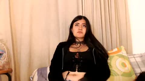Snapshot of jjodie__ chatting on 08/04/26, 01:20 luuuuuuuuuu online show from 08/04/26, 01:20