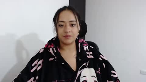 Snapshot of jjulietha95 chatting on 02/08/25, 05:08 Julieta online show from 02/08/25, 05:08