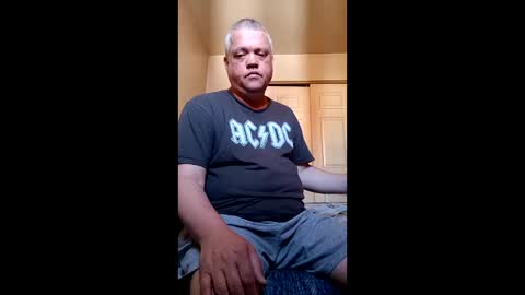jk970776 online show from 05/18/26, 02:34