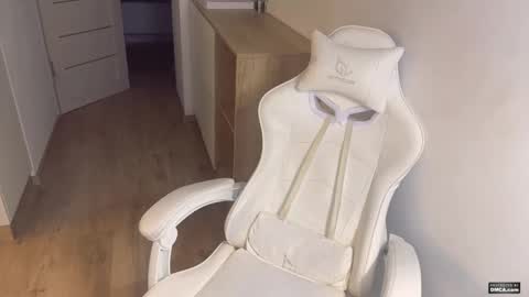 jkqqq online show from 10/29/25, 06:09