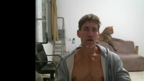Snapshot of jlmbud chatting on 10/29/25, 10:33 jlmbud online show from 10/29/25, 10:33