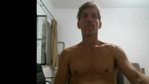 Snapshot of jlmbud chatting on 11/07/25, 08:20 jlmbud online show from 11/07/25, 08:20
