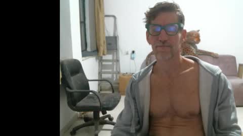 Snapshot of jlmbud chatting on 11/28/25, 07:38 jlmbud online show from 11/28/25, 07:38