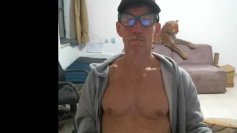Snapshot of jlmbud chatting on 02/12/26, 09:54 jlmbud online show from 02/12/26, 09:54