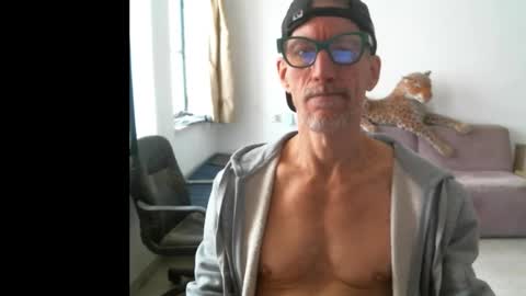 Snapshot of jlmbud chatting on 02/24/26, 10:57 jlmbud online show from 02/24/26, 10:57