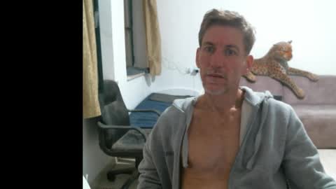 Snapshot of jlmbud chatting on 03/07/26, 08:50 jlmbud online show from 03/07/26, 08:50