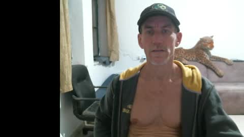 Snapshot of jlmbud chatting on 04/11/26, 06:45 jlmbud online show from 04/11/26, 06:45