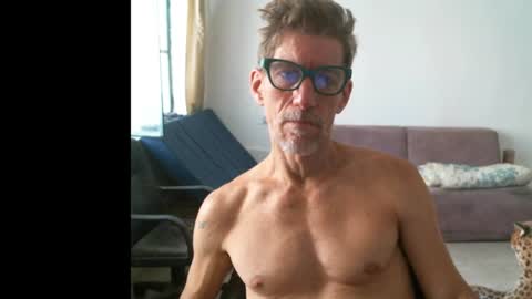 Snapshot of jlmbud chatting on 06/19/26, 11:58 jlmbud online show from 06/19/26, 11:58