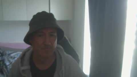 Snapshot of jman2025839798 chatting on 03/05/26, 10:44 jman2025839798 online show from 03/05/26, 10:44