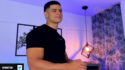 Snapshot of jmortton chatting on 03/07/25, 01:20 IGJmortton online show from 03/07/25, 01:20