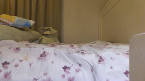 Snapshot of jmtz4420 chatting on 11/25/25, 08:14 Jmtz4420 online show from 11/25/25, 08:14