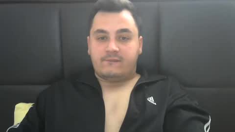 Snapshot of jnsnw chatting on 12/16/24, 07:37 jnsnw online show from 12/16/24, 07:37