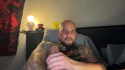 Snapshot of jo198808 chatting on 03/05/26, 06:20 convict666 online show from 03/05/26, 06:20