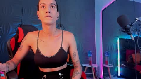 Snapshot of joaisaza chatting on 01/14/25, 06:45 Joa Isaza online show from 01/14/25, 06:45