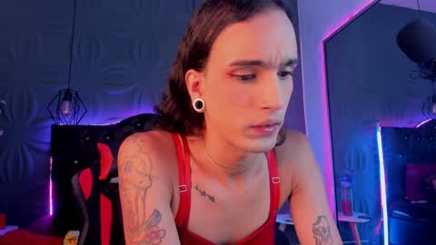 Snapshot of joaisaza chatting on 01/18/25, 10:17 Joa Isaza online show from 01/18/25, 10:17