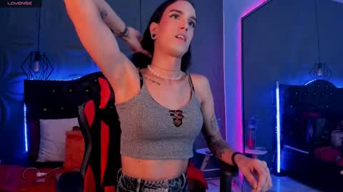 Snapshot of joaisaza chatting on 02/20/25, 09:55 Joa Isaza online show from 02/20/25, 09:55