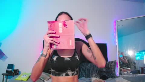 Snapshot of joaisaza chatting on 04/01/26, 06:47 Joa Isaza online show from 04/01/26, 06:47