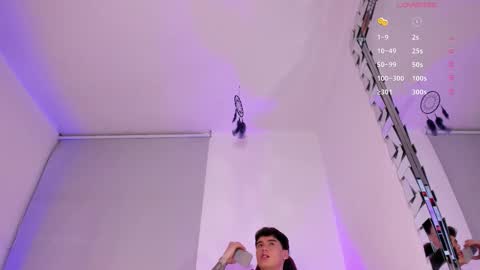 Snapshot of joan_gonzalez chatting on 09/17/25, 07:21 Joan Gonzalez online show from 09/17/25, 07:21