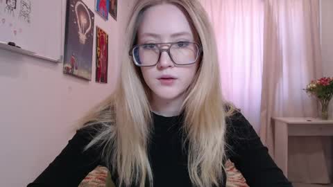 Snapshot of joan_kiss chatting on 04/12/26, 08:19 joan_kiss online show from 04/12/26, 08:19