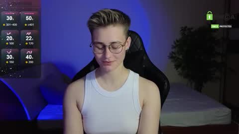 Snapshot of joan_night chatting on 09/17/25, 06:42 J online show from 09/17/25, 06:42