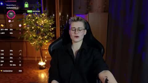 Snapshot of joan_night chatting on 03/04/26, 09:43 J online show from 03/04/26, 09:43