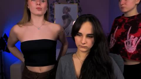 your fav girl online show from 12/20/25, 05:42