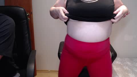 Joanna and Greg online show from 01/21/25, 01:43