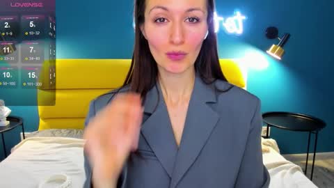 Joan online show from 01/18/26, 02:15