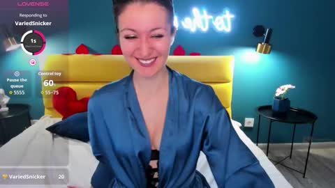 Joan online show from 03/09/26, 01:31