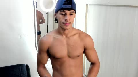 Snapshot of joao_da_silva19 chatting on 05/17/26, 01:40 Joao Da Silva online show from 05/17/26, 01:40
