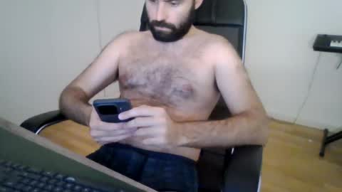 Snapshot of joaodias_18 chatting on 07/02/26, 04:57 joaodias_18 online show from 07/02/26, 04:57