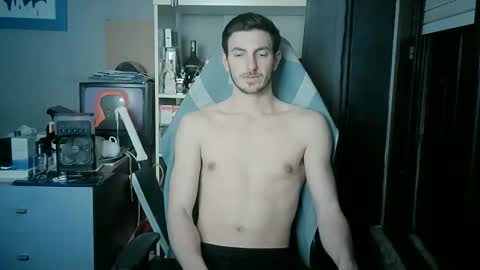 Snapshot of joaomuacho chatting on 03/13/26, 11:44 joao love online show from 03/13/26, 11:44