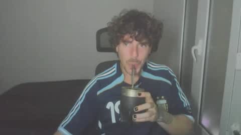 Snapshot of joaquin420_hot chatting on 02/10/26, 05:17 joaquin420_hot online show from 02/10/26, 05:17