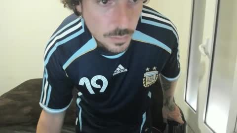 Snapshot of joaquin420_hot chatting on 02/21/26, 10:27 joaquin420_hot online show from 02/21/26, 10:27