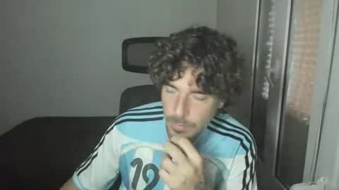 Snapshot of joaquin420_hot chatting on 03/14/26, 03:39 joaquin420_hot online show from 03/14/26, 03:39