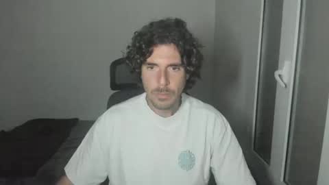 Snapshot of joaquin420_hot chatting on 04/05/26, 07:00 joaquin420_hot online show from 04/05/26, 07:00