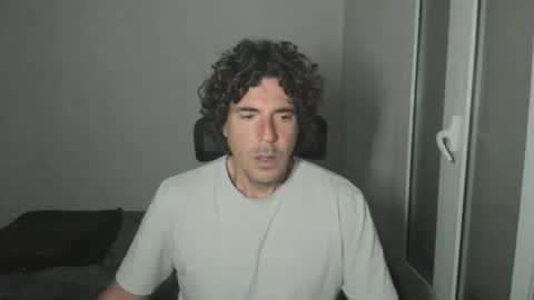Snapshot of joaquin420_hot chatting on 04/15/26, 02:18 joaquin420_hot online show from 04/15/26, 02:18
