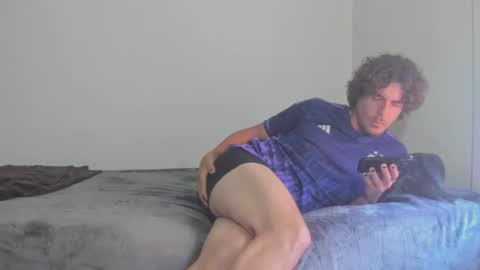 Snapshot of joaquin420_hot chatting on 04/20/26, 04:10 joaquin420_hot online show from 04/20/26, 04:10