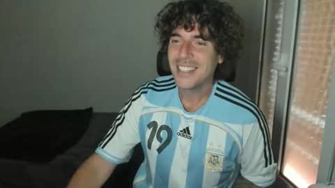 Snapshot of joaquin420_hot chatting on 04/24/26, 06:05 joaquin420_hot online show from 04/24/26, 06:05