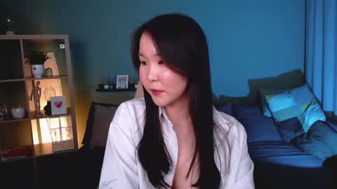 Snapshot of jocelyn_lane chatting on 01/29/25, 12:24 Amina online show from 01/29/25, 12:24