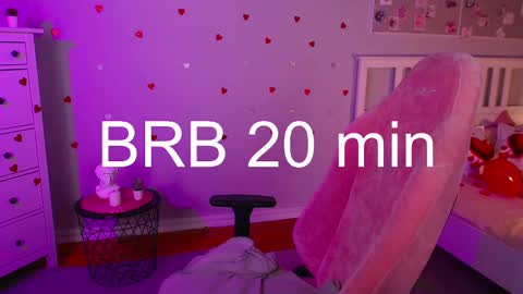 Snapshot of jocelyn_lane chatting on 02/17/25, 03:42 Amina online show from 02/17/25, 03:42